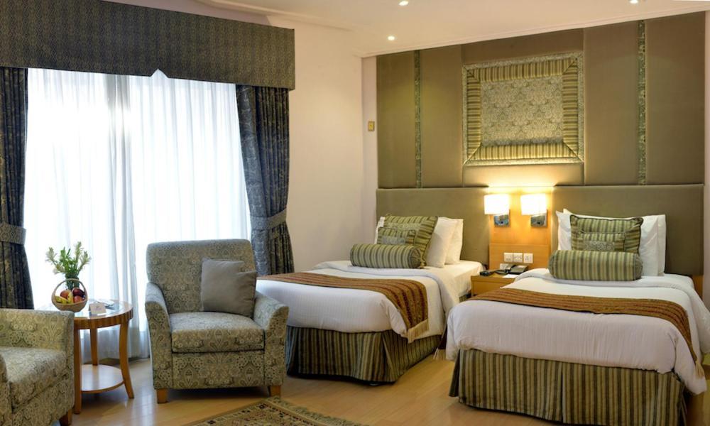 Park Lane Hotel Lahore Exteriör bild